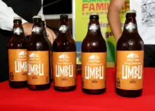 Cerveja de umbu, produzida na Bahia, será distribuída para todo Brasil