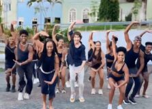 Influenciador belga viraliza com dançarinos baianos