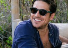 Marco Pigossi participa de festa em Trancoso