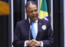 Antônio Brito mantém candidatura para a presidência da Câmara
