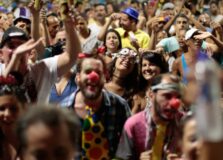 Palhaços do Rio Vermelho realiza ensaio geral com prévia do desfile