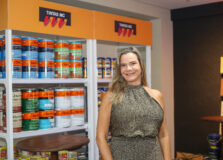 Após fusão com D’Cores, Tintas MC inaugura loja em Lauro de Freitas com evento para convidados