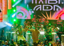 Timbalada iniciou maratona de Carnaval fervendo o Xupisko. Veja vídeo!