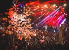 Sold out! Domingo de Carnaval tem abadás esgotados no Camarote Club