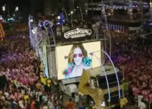 Claudia Leitte ilumina Barra/Ondina com show de luzes