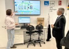 Jerônimo Rodrigues articula acordo com centro de pesquisa em hidrogênio verde