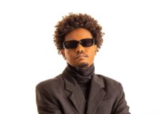 Moura X lançou música com parceria da Favellê Music