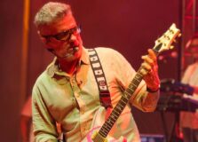 Salvador e outras cidades terão agito de Tuca Fernandes no Carnaval