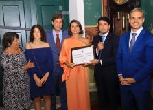 Giovanna Victer recebe o Título de Cidadã de Salvador