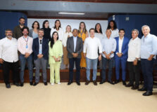 Salvador recebe comitiva do Governo de Pernambuco