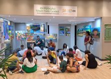 Apae promove visita à exposição de artistas autistas em Salvador