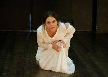 Espetáculo “Virginia” no Teatro SESC Casa do Comércio