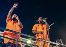 Jau e Filhos de Jorge protagonizaram dueto na primeira noite da Micareta de Feira