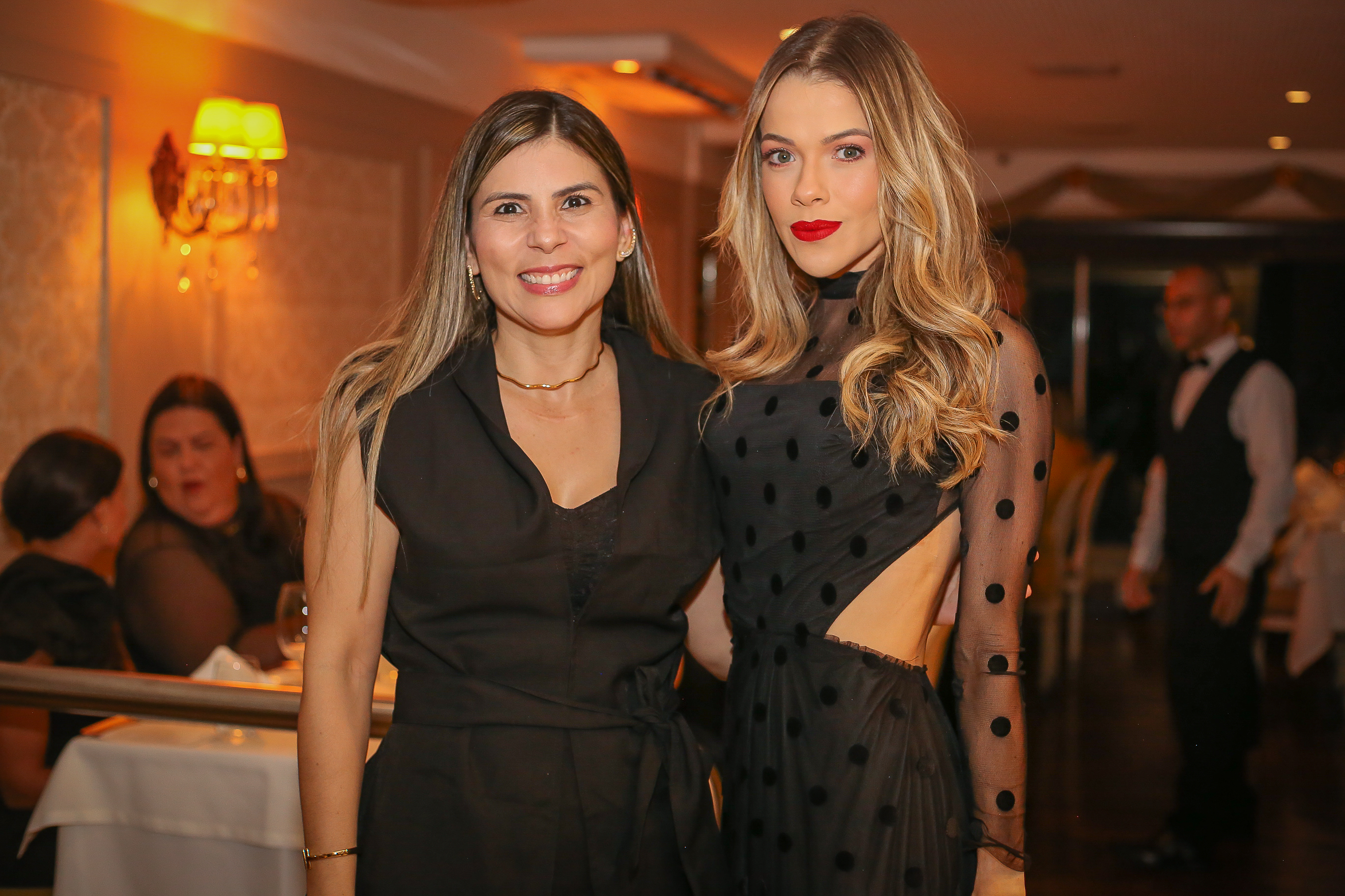 Ana Paula Macedo e Renata Vilas Boas