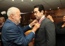 Bruno Dantas recebeu homenagem do TCM em solenidade na capital baiana