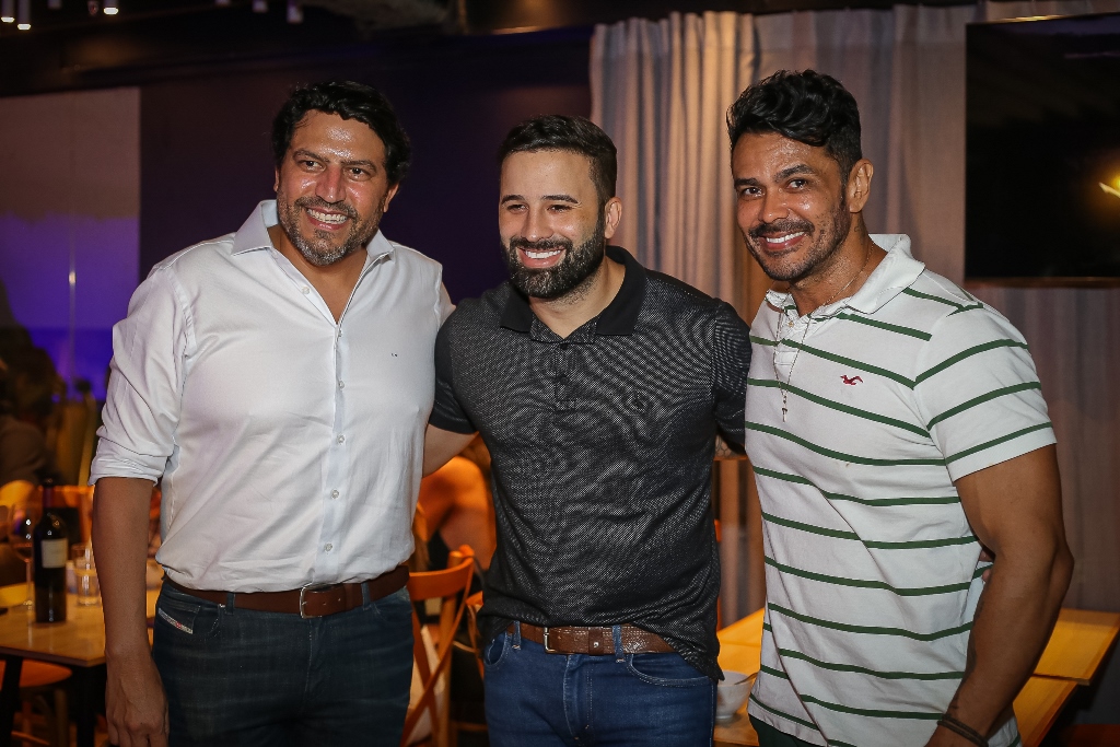 Eduardo Magalhães, Átila do Congo e Sidney Leal