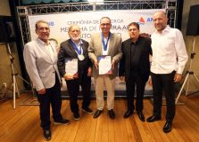 Aleixo Belov e Antônio Cambra foram homenageados pela ANB