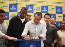 Anderson Talisca e Prefeitura se unem em prol do esporte e inclusão social