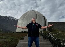 Durval Lélys passa temporada de férias no Chile com a família