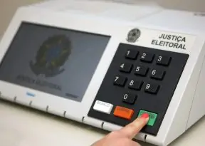 TSE vai criar comissão para combater IA ilegal nas eleições 2026