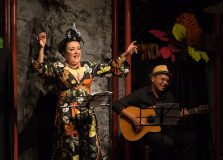 Espetáculo “Chiquita com Dendê” ganha nova temporada em Salvador