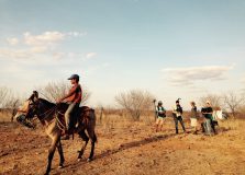 Filme premiado internacionalmente retrata o sertão da Bahia no cinema brasileiro