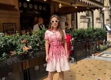 Babi Goulart passa temporada de férias em Milão, na Itália