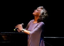 Divina Valéria vai desembarcar em Salvador para roda de conversa