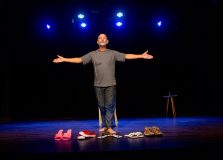 Espetáculo solo de Marcelo Praddo ganha nova temporada em Salvador