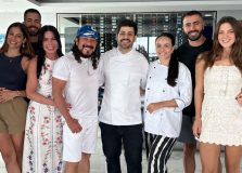 Rafa Marques celebra aniversário com brunch e carinho dos familiares