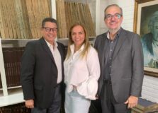 Andrea Velame destaca detalhes de sua vida no Multiálogos