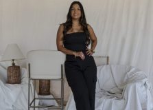 Carol Barreto celebra o espaço “Bangalô Terra e Mar” na CASACOR Bahia 2024