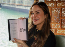 Claudia Leitte – cantora fala sobre carreira e projetos para o verão 2025 na Bahia