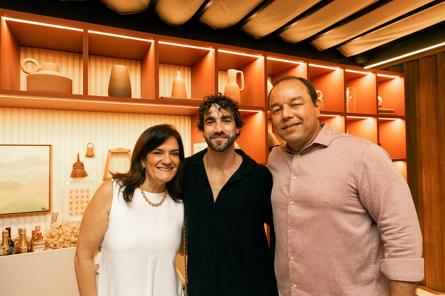 Fabíolla Martins, Gregory Copello e Leo James