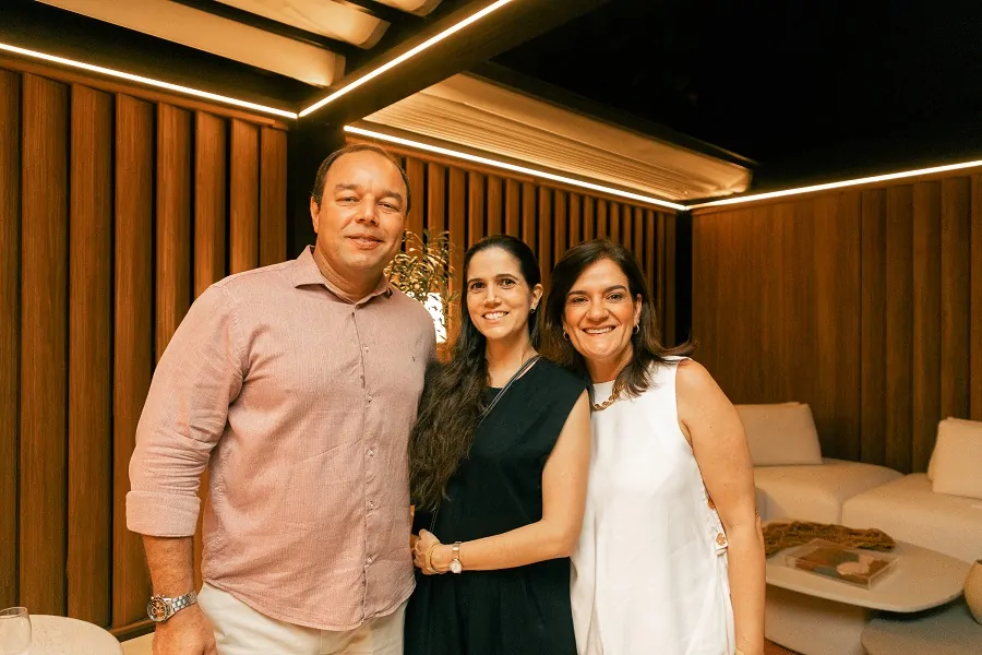 Léo James, Gabriela Ahringsmann e Fabíola Martins