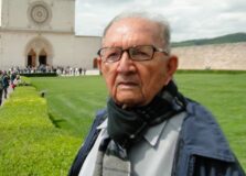 Dr. Givaldo Peixoto lançará livro na capital baiana