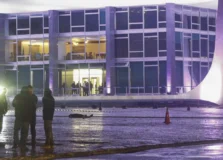 Polícia Federal vai reconstruir cenário para investigação das explosões em Brasília