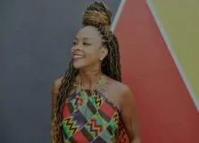 Bárbara Carine apresenta novo livro sobre raça social em Salvador