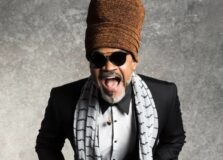 Show de Carlinhos Brown marca reabertura do Candyall Guetho Square