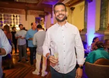 Márcio Cardoso celebra aniversário nesta segunda (20): “seguir construindo, com humildade, os próximos capítulos”
