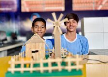 Estudantes de Uauá desenvolvem projeto de torre eólica sustentável