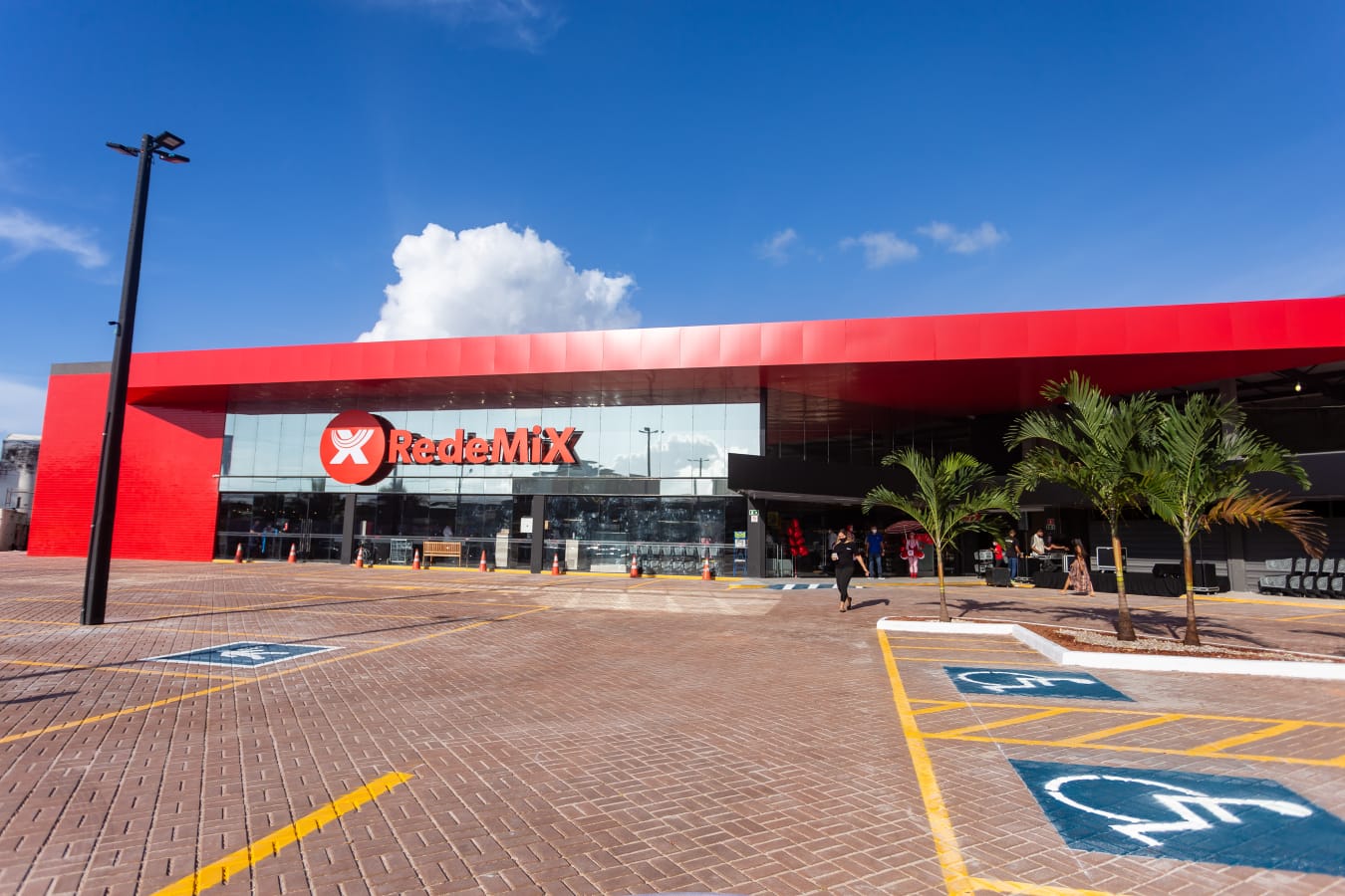 RedeMix vai inaugurar nova unidade no bairro do Chame-Chame - Anota Bahia