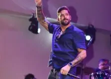 Banda EVA apresenta versão junina de ‘No Meio dos Estrelas’