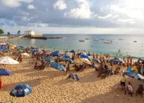 Prefeitura reforça fiscalização no Parque Marinho da Barra durante o Carnaval