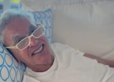 Caetano Veloso reage a nomeações de “Ainda Estou Aqui” no Oscar: “O Brasil merece”