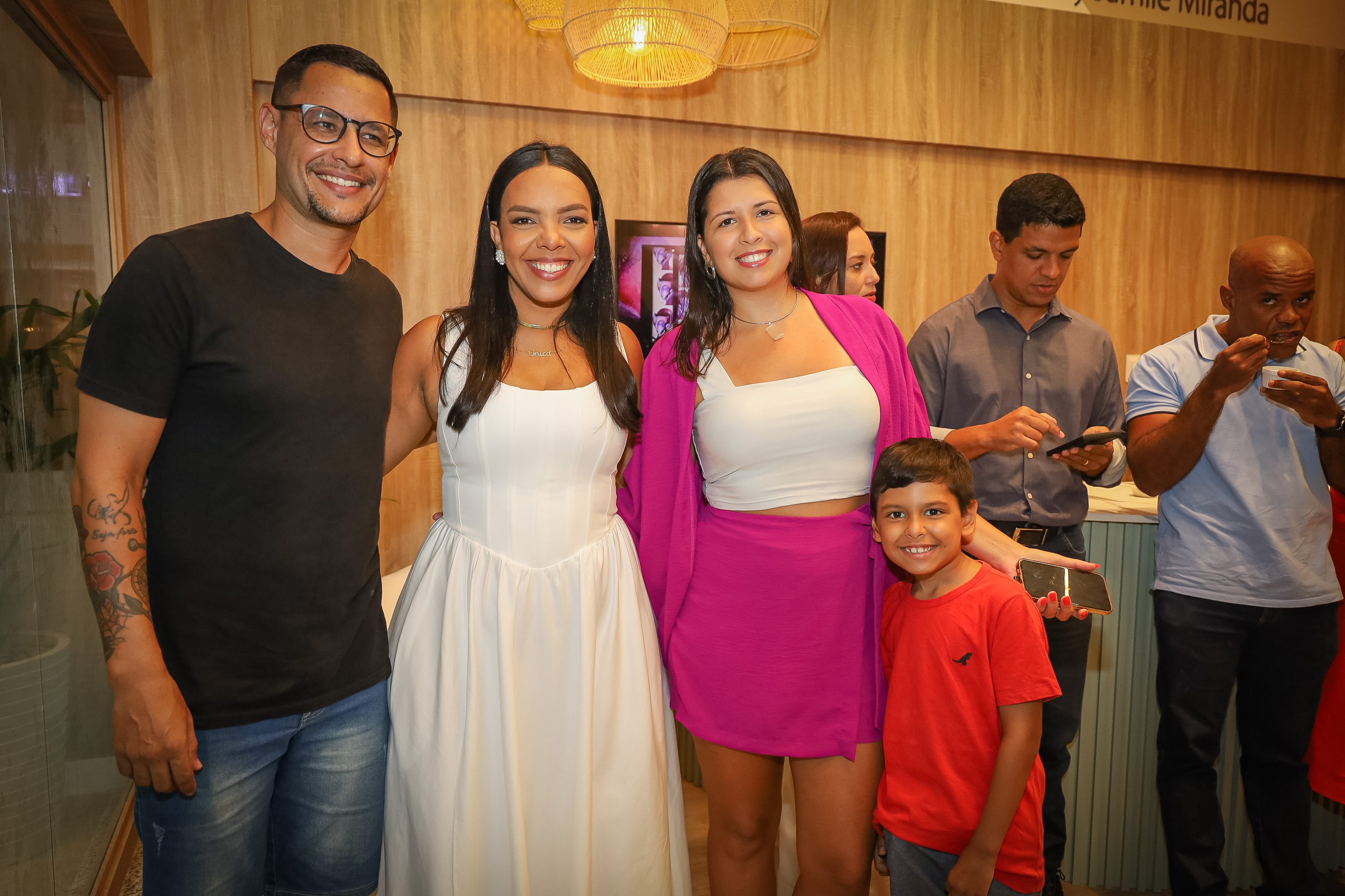 Henrique Santos, Carla e Victor Oliveira, Bruna Romero e Antony Romero