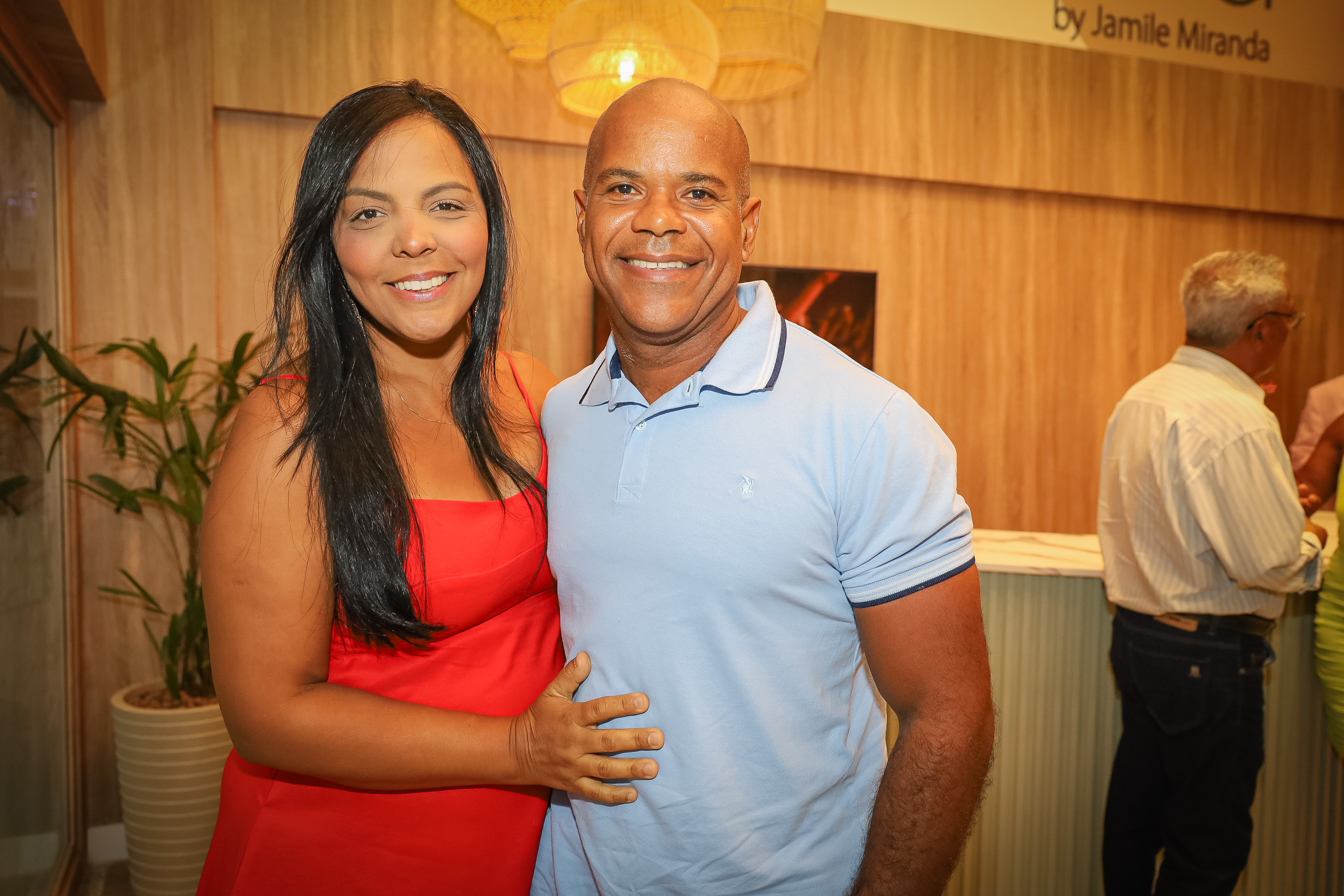 Janaína Barreto e Washington Damasceno