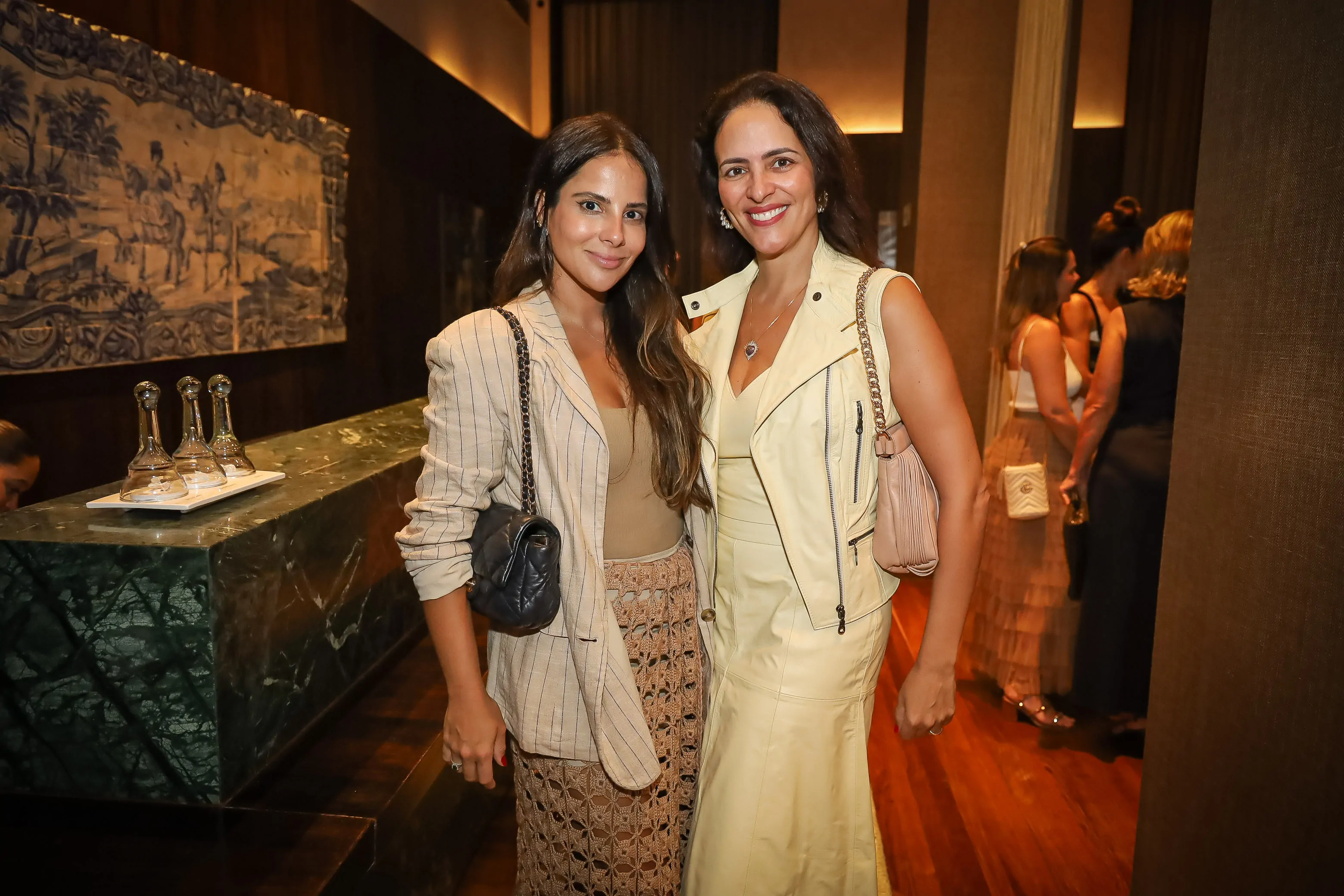 Dandara Costa e Juliana Madeira