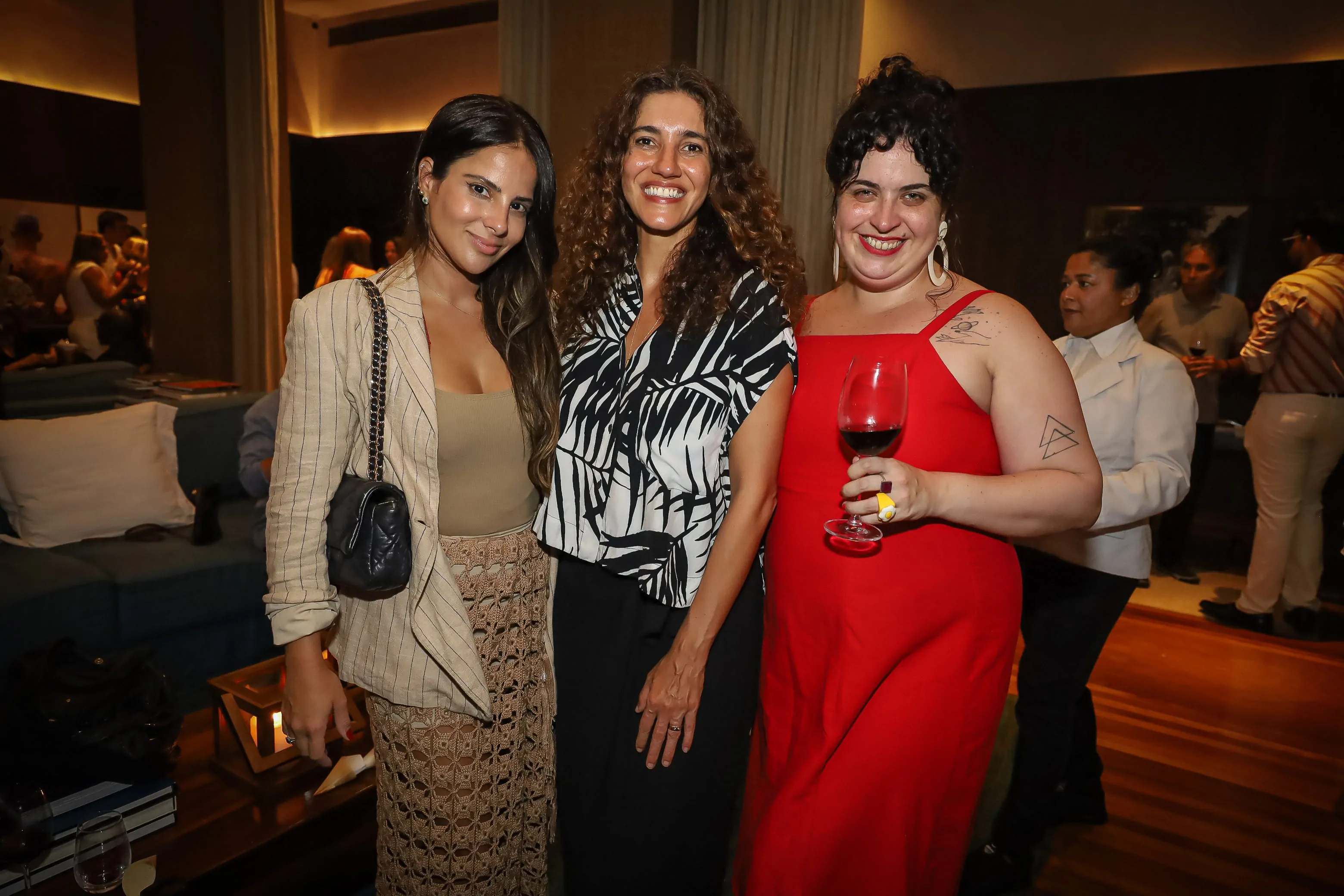 Dandara Costa, Emilly Kruger e Antônia Pellegrino