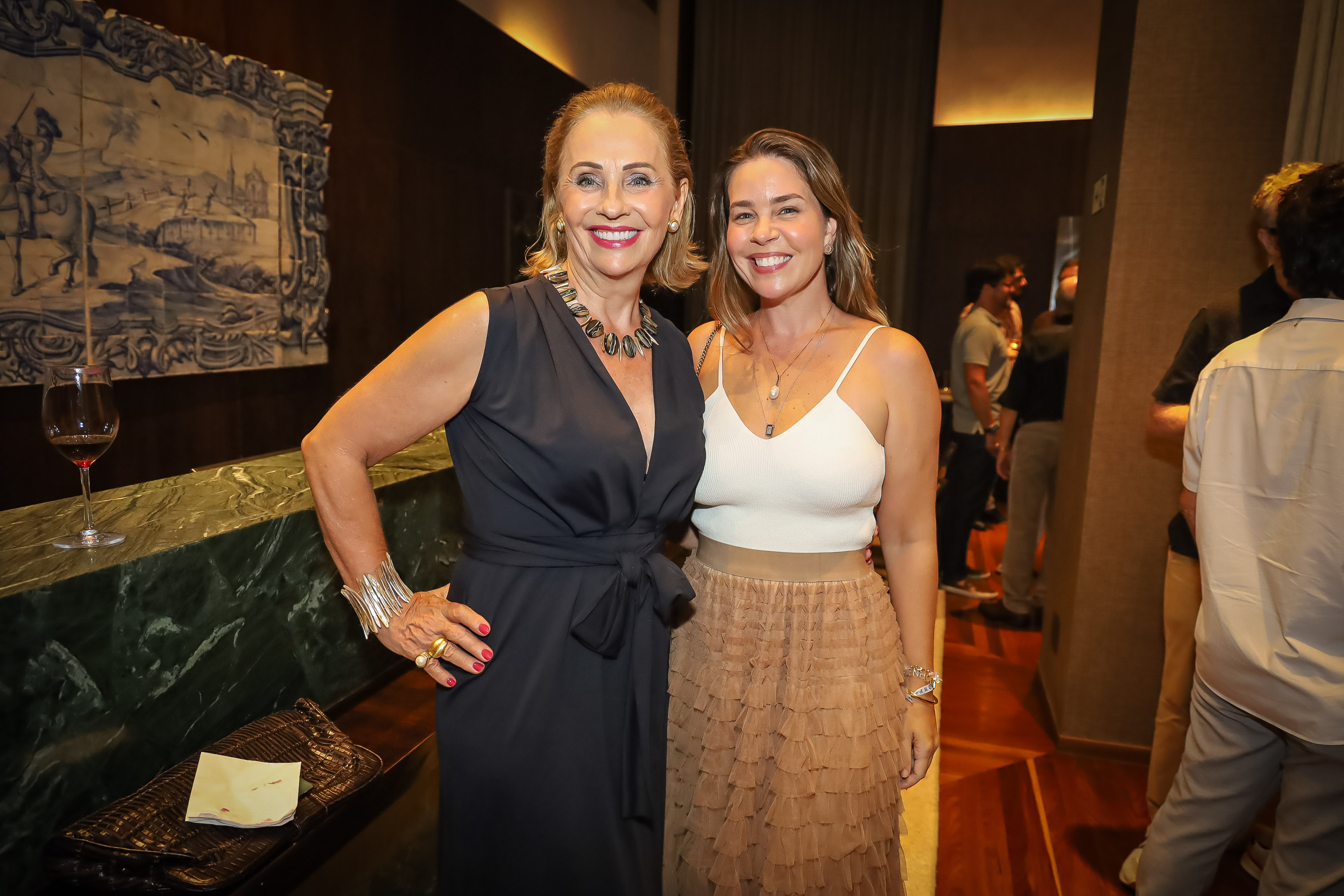 Mirtes Nagel e Fabiane Lessa